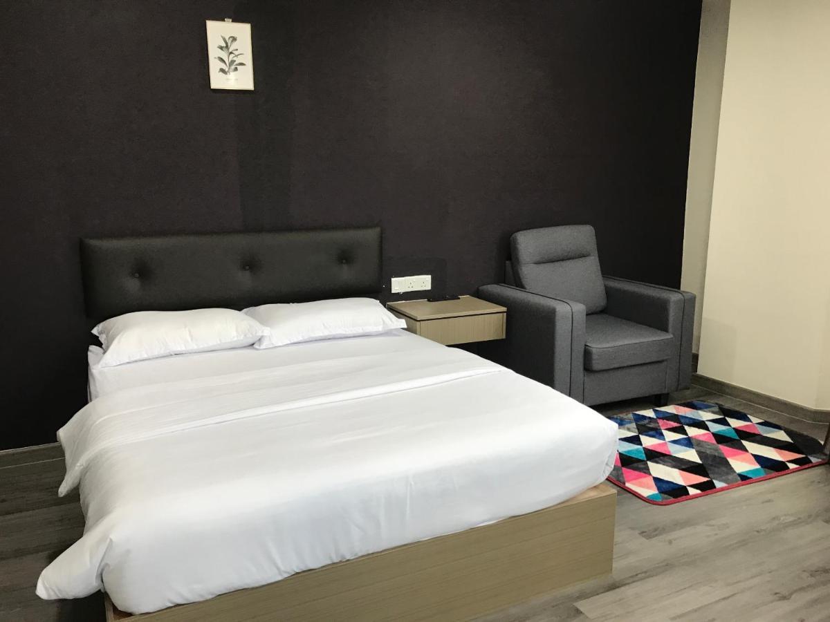 Oyo 90506 Z Stay Inn Hotel Simpang Renggam المظهر الخارجي الصورة