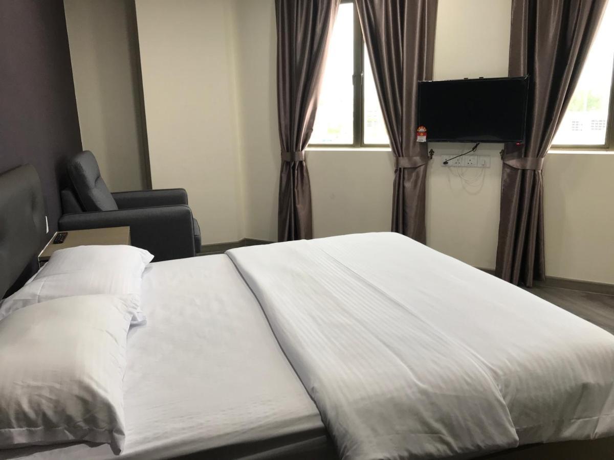 Oyo 90506 Z Stay Inn Hotel Simpang Renggam المظهر الخارجي الصورة